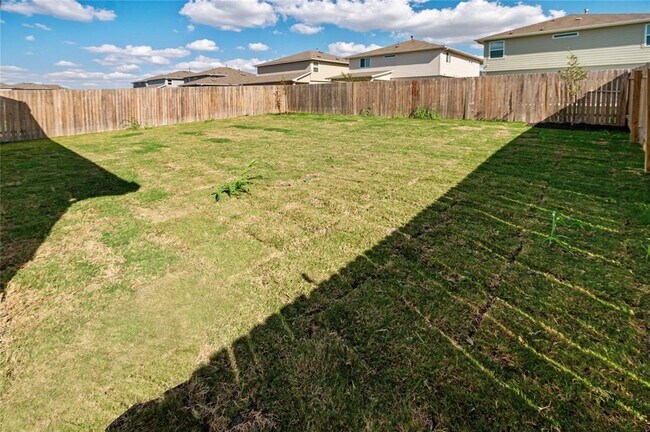 Building Photo - 10725 Overlook Pass