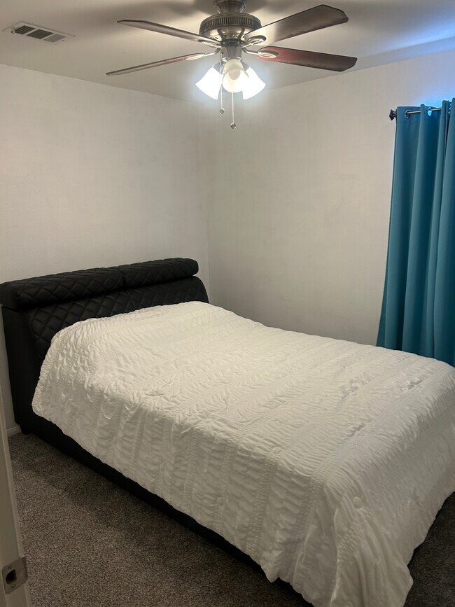 Building Photo - 9426 Spellman Ct