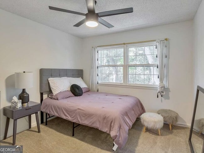 Building Photo - 2790 Farmstead Rd