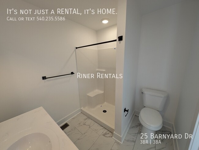 Building Photo - 25 Barnyard Dr