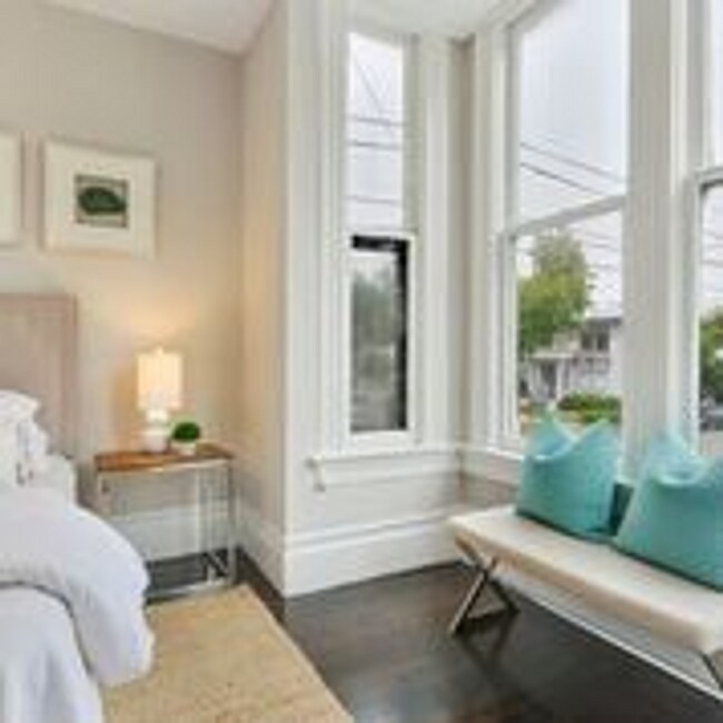 Building Photo - 730-732 Pacific Ave