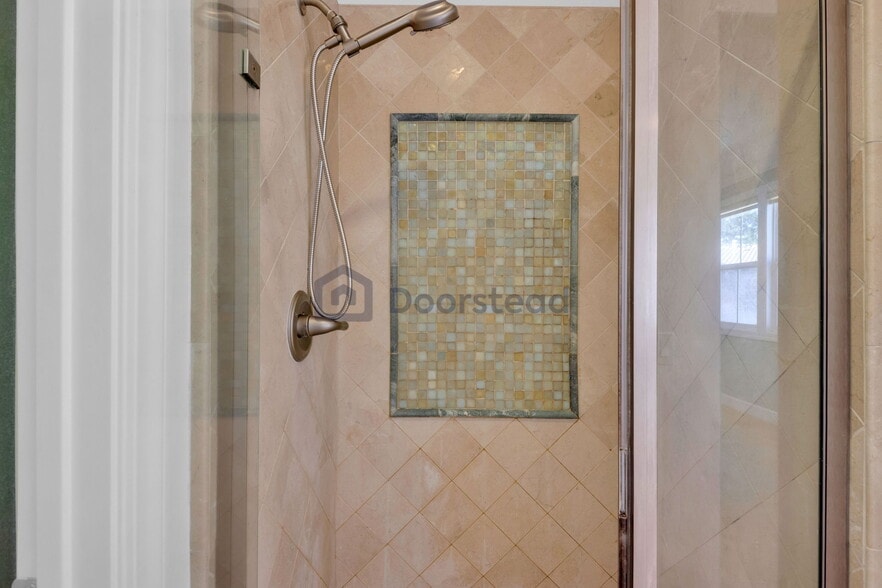 Building Photo - 508 Solomon Ter