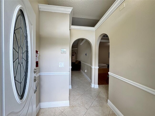 Building Photo - 220 Milford St