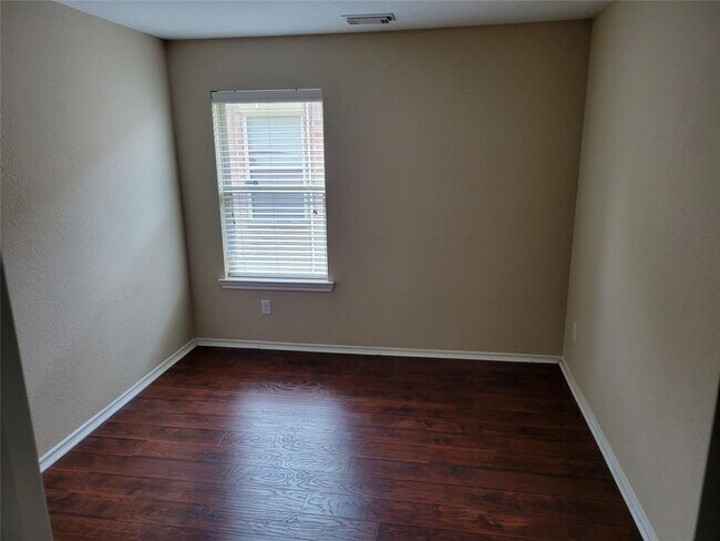 Building Photo - 6110 Moran Crest Dr