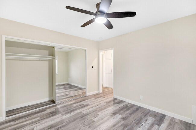 Building Photo - 3831 Beethoven St