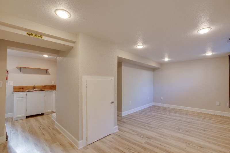 Building Photo - 7434 SE Duke St