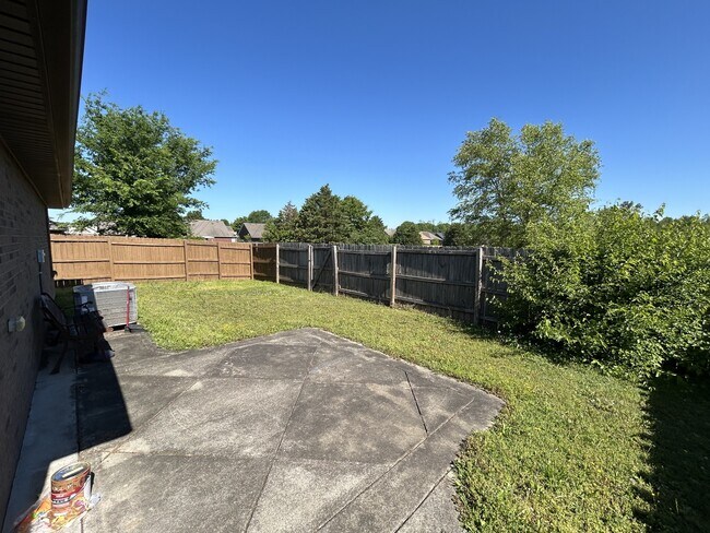 Building Photo - 985 Culverson Ct