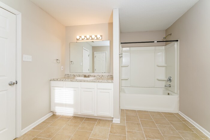 Building Photo - 9307 Princeton Ct