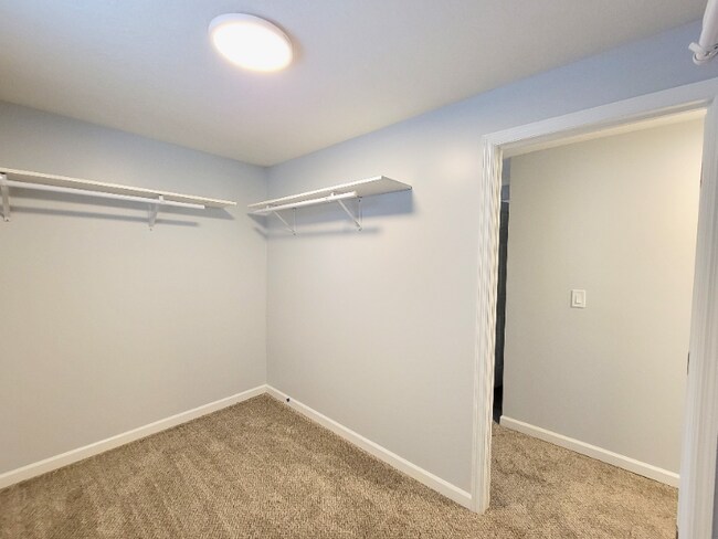 Building Photo - 7505 Greenland Pl