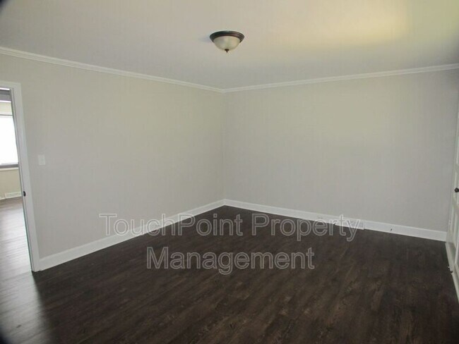 Building Photo - 6561 Morehead Rd