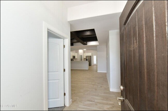 Building Photo - 142 Ruth Trl