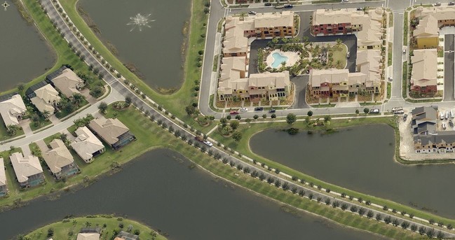 Building Photo - 11758 Izarra Way