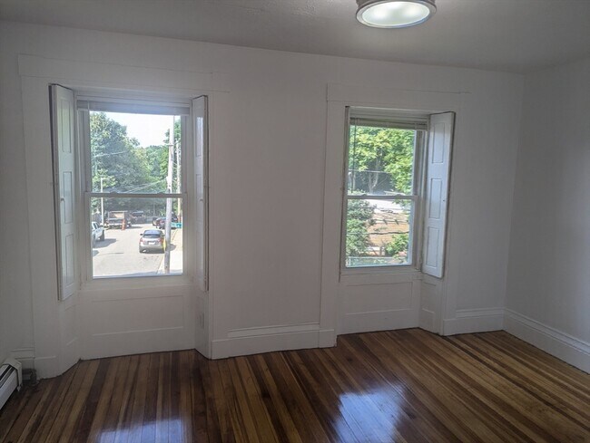 Building Photo - 9 A Ellis St