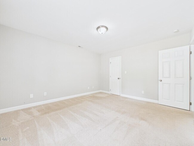 Building Photo - 3516 Casine Ct
