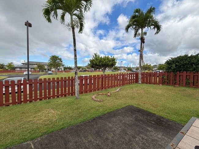 Building Photo - 1019-1019 Kuauli St