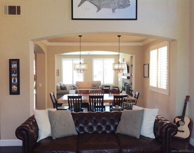 Building Photo - 1117 Mt Dana Dr