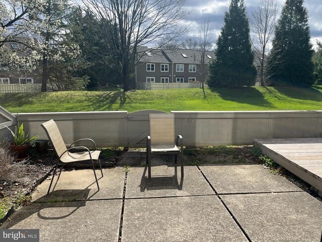 Building Photo - 204 Clover Hill Ct