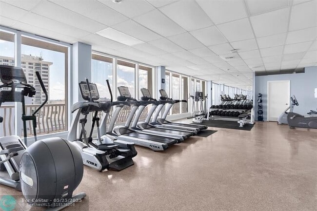 Building Photo - 4020 Galt Ocean Dr