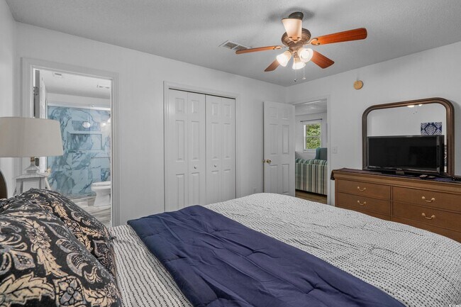 Building Photo - 1290 White Tree Ln