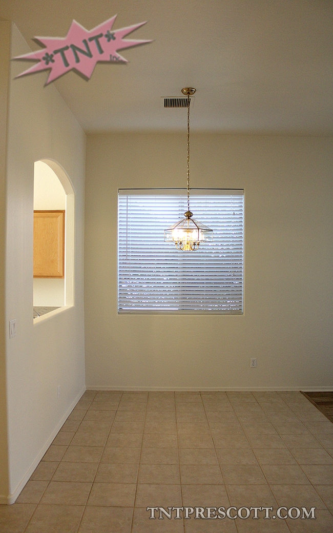 Building Photo - Home in Granville HOA ~ Winter Special!! ~ HOLD