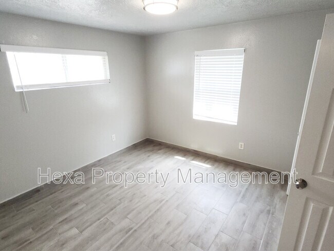 Building Photo - 4679 Weaver Rd
