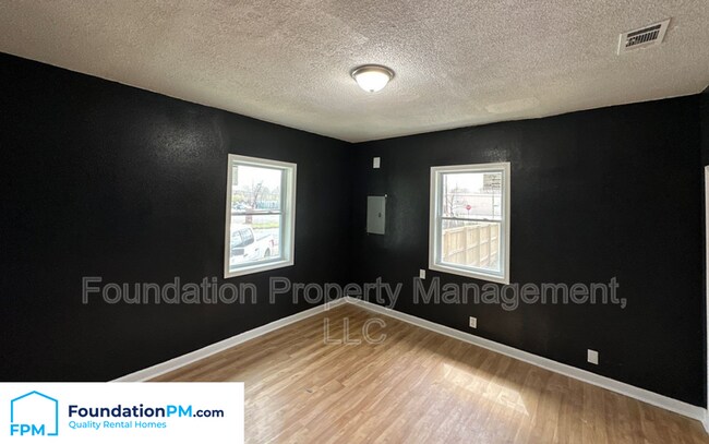 Building Photo - 1191 Sylvan St