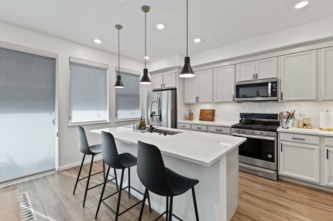 Building Photo - 5723 Synergy Ct