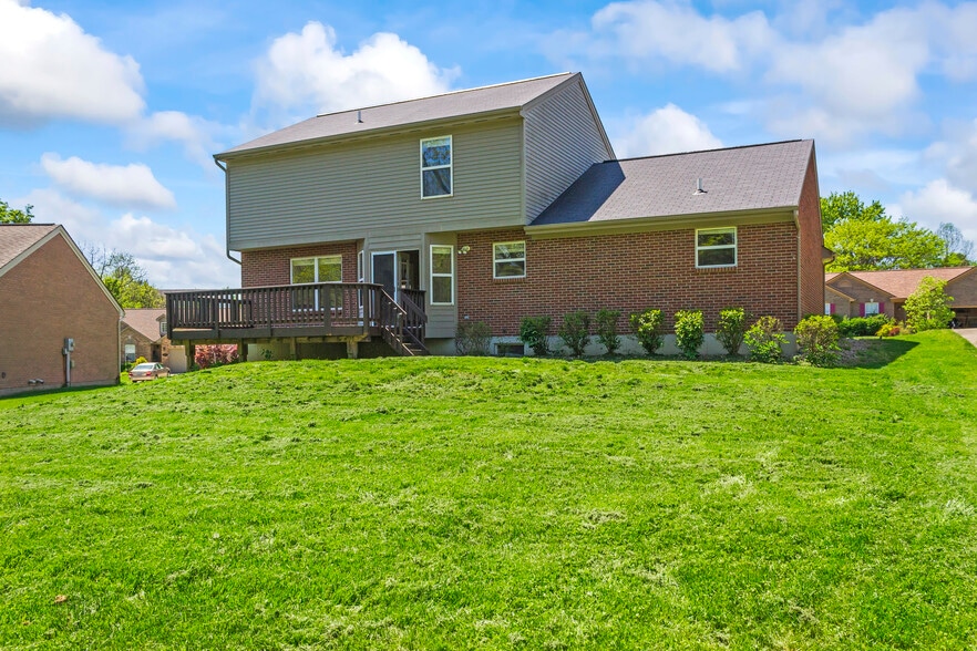 Building Photo - 2618 Spring Mill Pl