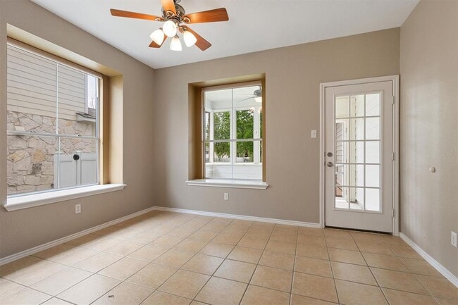 Building Photo - 1506 Wild Basin Ln