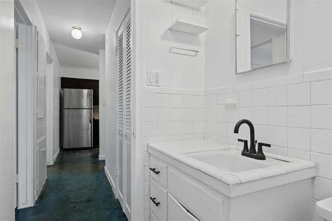 Building Photo - 1504 Braes Ridge Dr