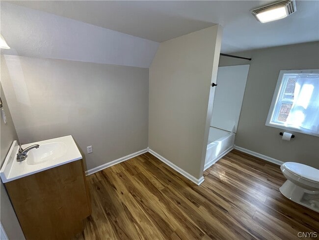 Building Photo - 222 Academy St