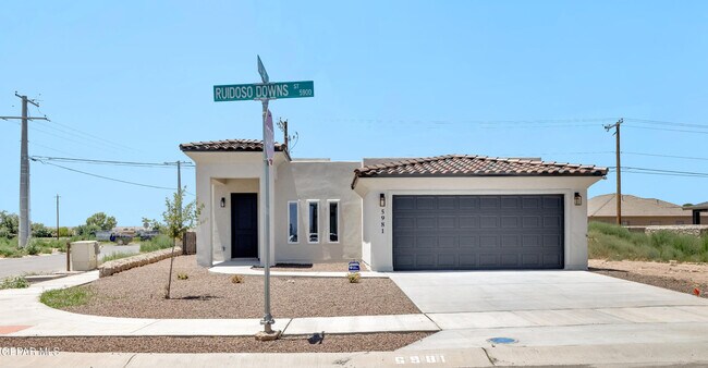 Building Photo - 5981 Ruidoso Downs St
