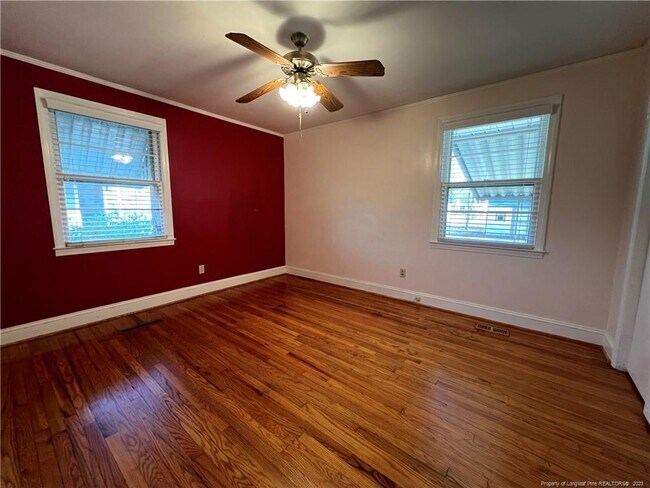 Building Photo - 209 Owen Dr
