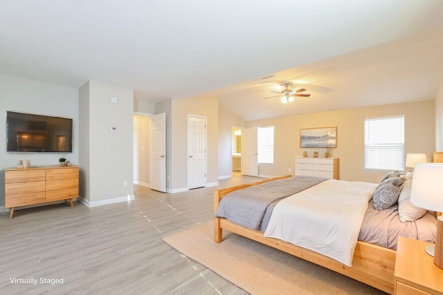 Building Photo - 675 Moonlight Way