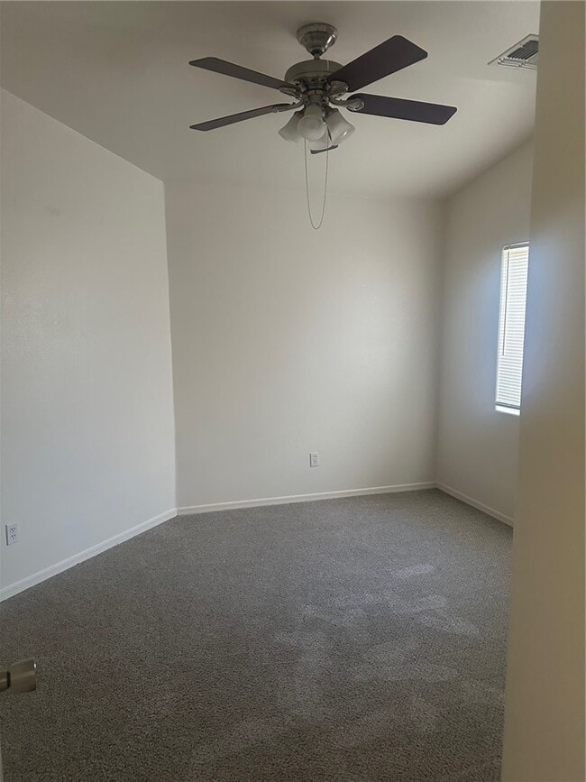 Building Photo - 2471 Sabino Dr