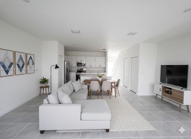 Building Photo - 1082 NW 2nd Ter