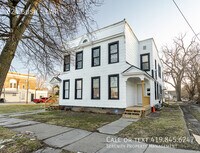 Building Photo - 624 Bush St