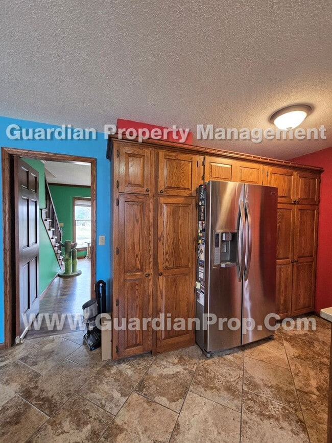 Building Photo - Coming Soon! Large Single-Family Home in Crystal, Owner suite W/ private balcony. 2nd deck and wa...