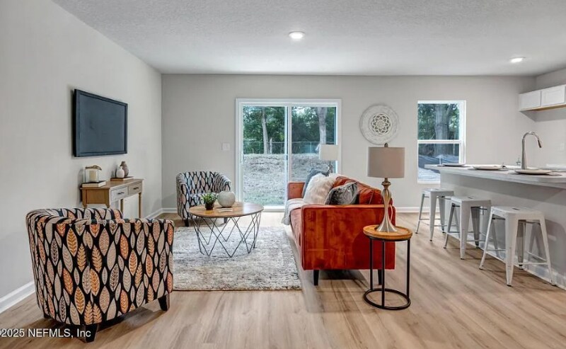 Building Photo - 5986 Patterson Ave