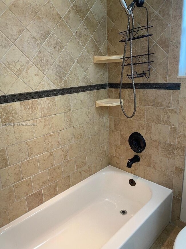 Building Photo - 11339 SW 71st Ln