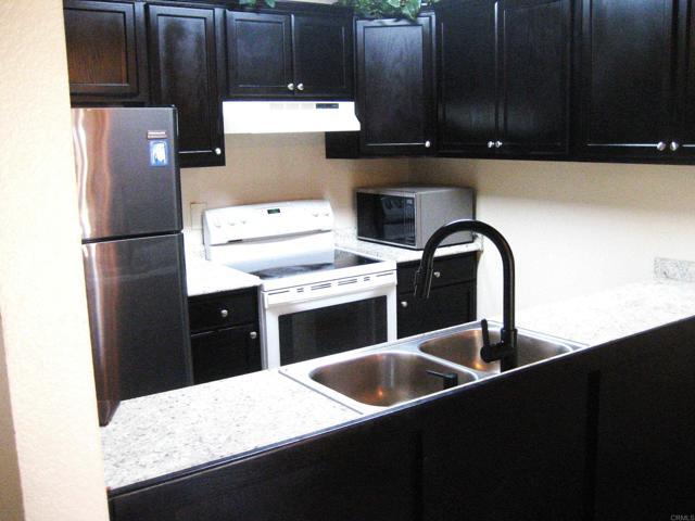 Building Photo - 244 Candice Pl