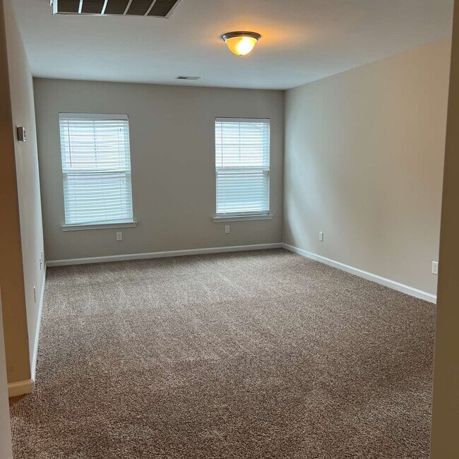 Building Photo - 66 Isle Of Palms E