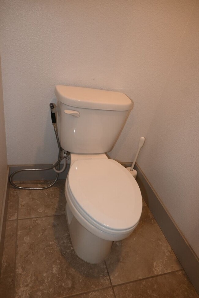 Building Photo - 10060 Carinata Dr