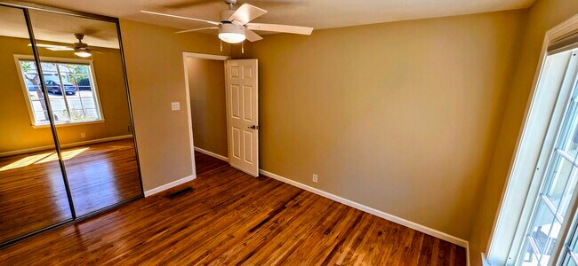 Building Photo - 40830 Robin St