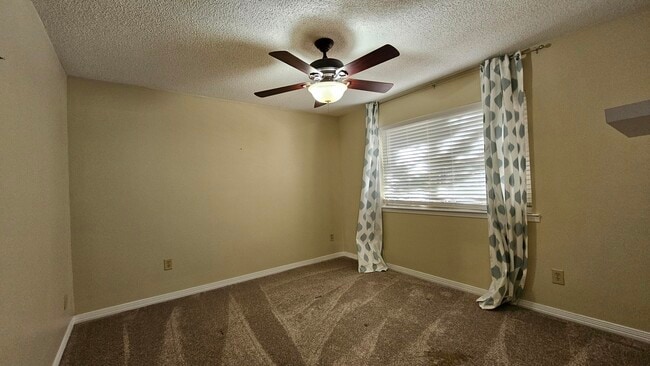 Building Photo - 2816 Whisper Pine Dr