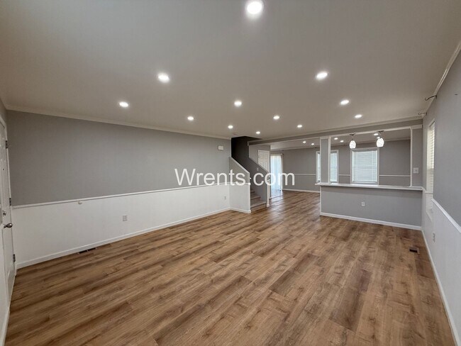 Building Photo - Adorable North Spokane Home in 5 Mile – Cherry Ln