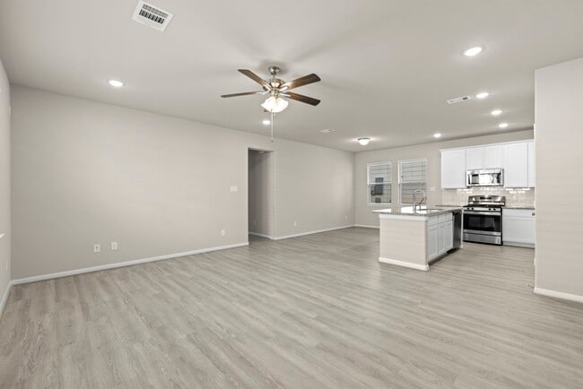 Building Photo - 10419 Astor Pt Trl
