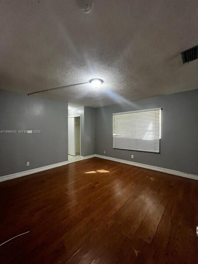 Building Photo - 4753 NW 41st St