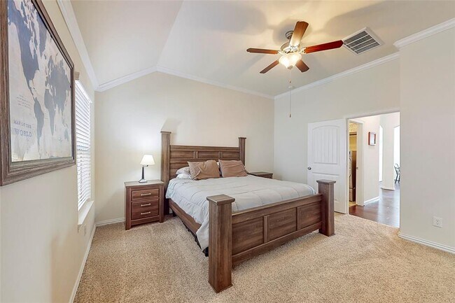 Building Photo - 907 S Chamfer Way