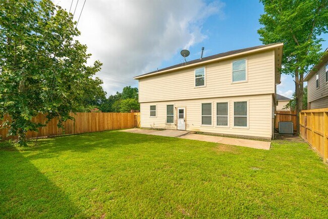 Building Photo - 21502 Trilby Way